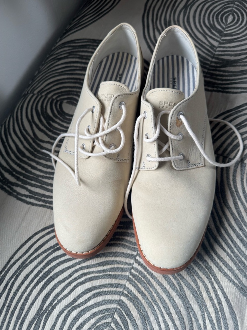 Sperry Cream Lace-Up Derby with Brown Trim